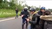 Quand les Policiers et CRS chargent les journalistes pendant une manifestation à Rennes