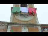 Ancona - Festa della Repubblica, i Vigili del Fuoco calano il Tricolore (02.06.16)