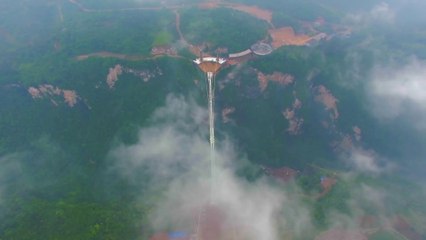 Le pont en verre le plus long et haut du monde