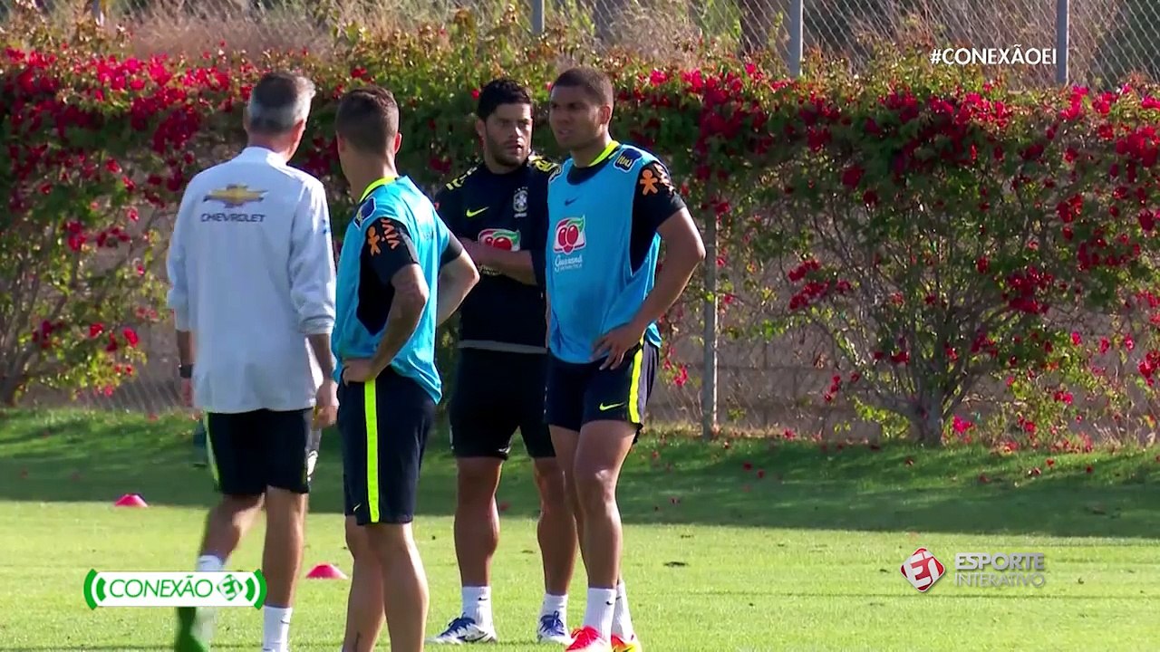 'Geração atual da Seleção é vítima da geração Ronaldinho, Kaká e Adriano', diz André Rocha