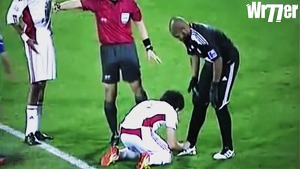 Top Funny Footballer Wasting Time | HD