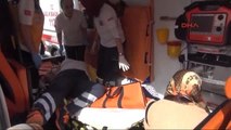 Kütahya - Hasta Taşıyan Ambulans Kaza Yaptı 2 Yaralı