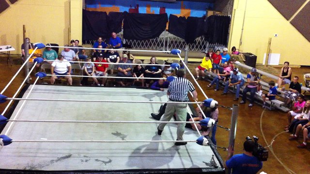 Loco Lobo Barry Wolf vs. The Nightmare Jeremiah - Pro Wrestling EGO