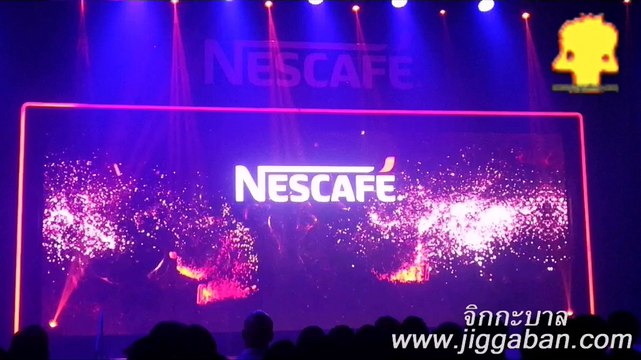 เจมส์ มาร์ โชว์เดี่ยวไวโอลิน พร้อม มิน พีชญา เดี่ยวเปียโน สดๆใน nescafe blend & brew