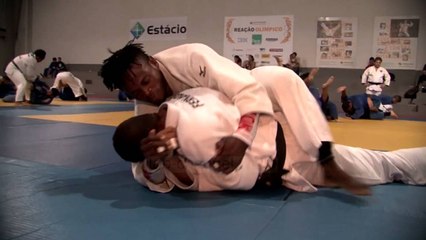 Olimpiada “Rio 2016”, bota nderon “kombin” më të ri - Top Channel Albania - News - Lajme