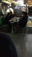 ٨ گاڑیوں میں گھومنے والے بہن ---یہاں ان کا حال دیکھیں،عابد شیر علی کو لندن میں نوجوان نے پکڑ لیا