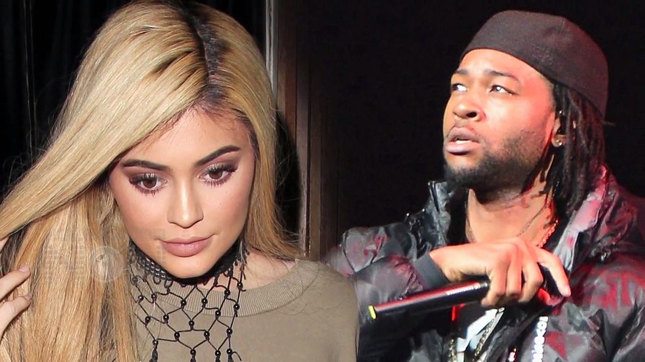 (VIDEO) Kylie Jenner KISSES, TWERKS On NEW Boyfriend PartyNextDoor