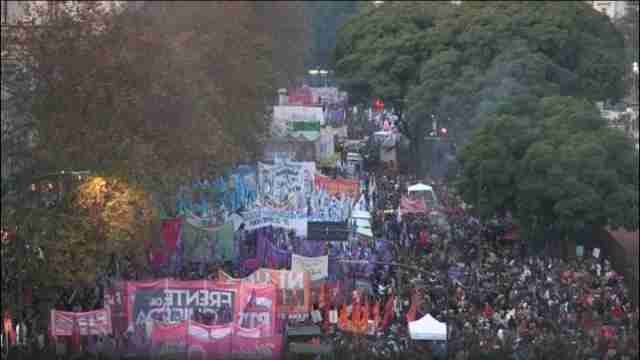 Argentina y Uruguay repudian la violencia machista al grito de Ni Una Menos