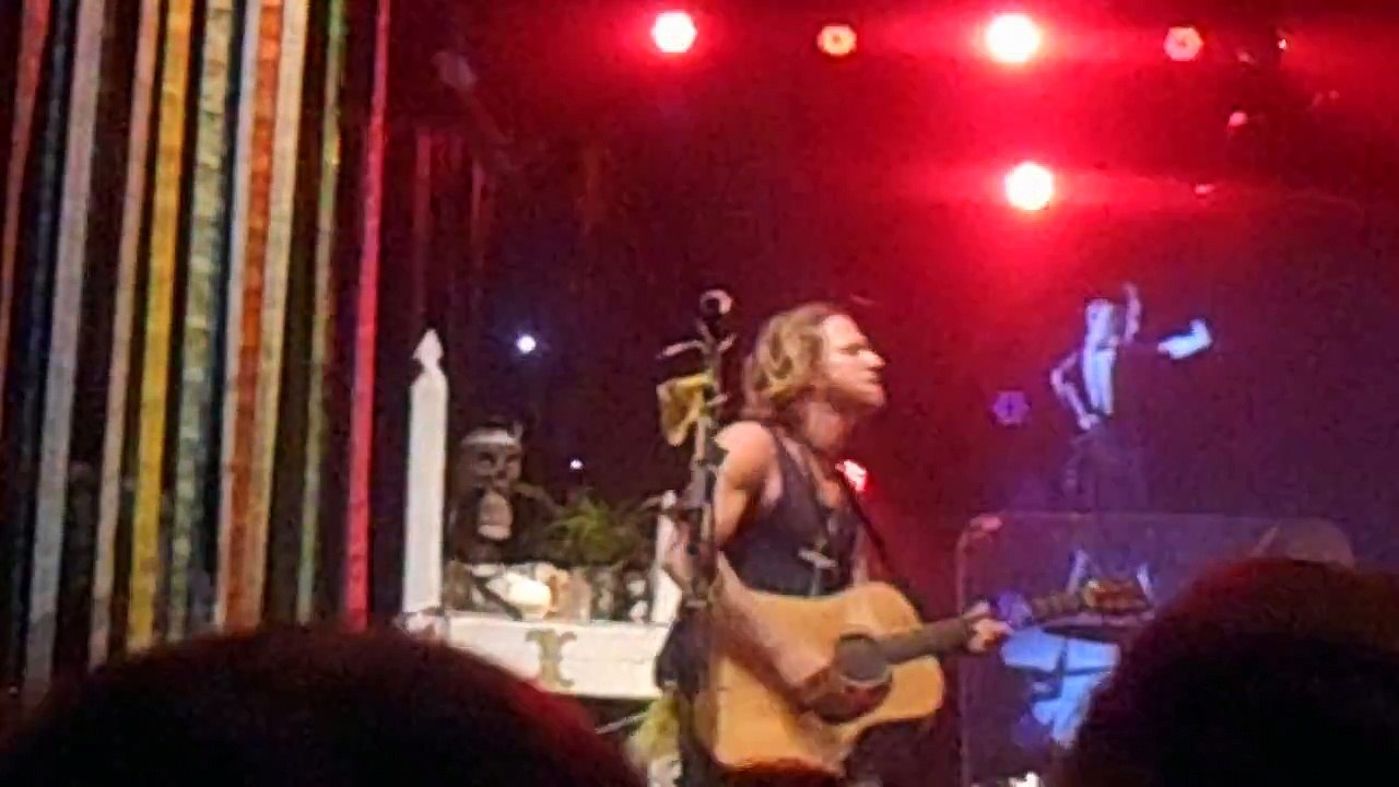 Tomáš Klus - Amores perros (10.10.2014, Havlíčkův Brod)