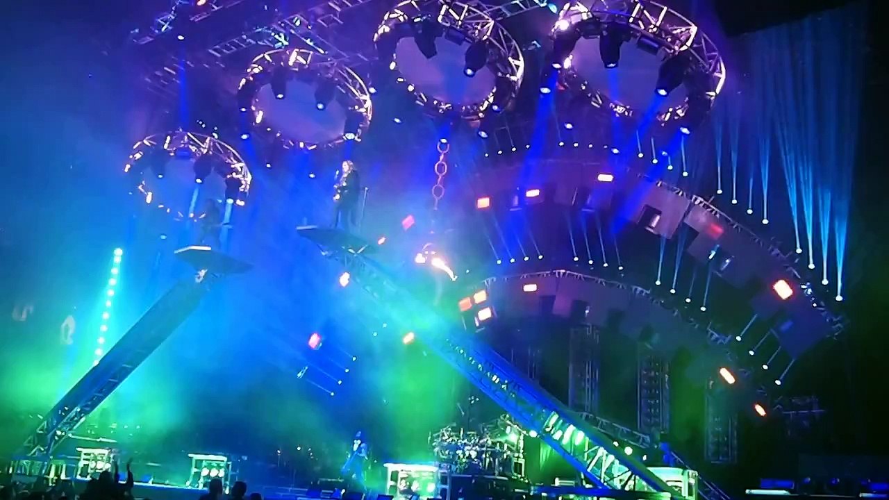 Christmas Eve/Sarajevo 12-24 - Trans-Siberian Orchestra (Winter 2012)
