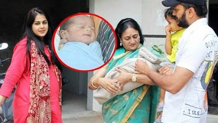 Riteish & Genelia’s FIRST PIC Of New Born Baby