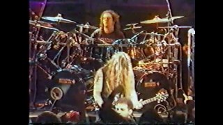 Sepultura (10-03-1994) New Heaven - Troops of Doom