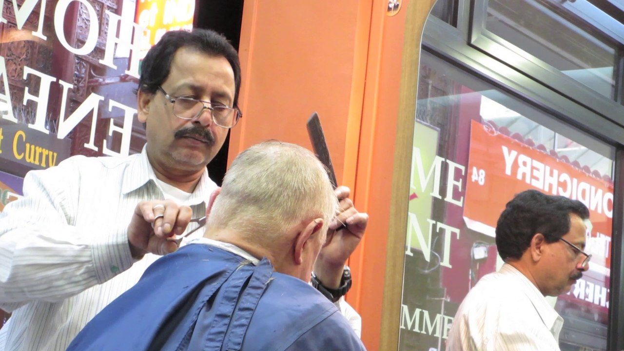 Le coiffeur Indien