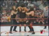 WWE - Kane & Undertaker Chokeslam Big Show