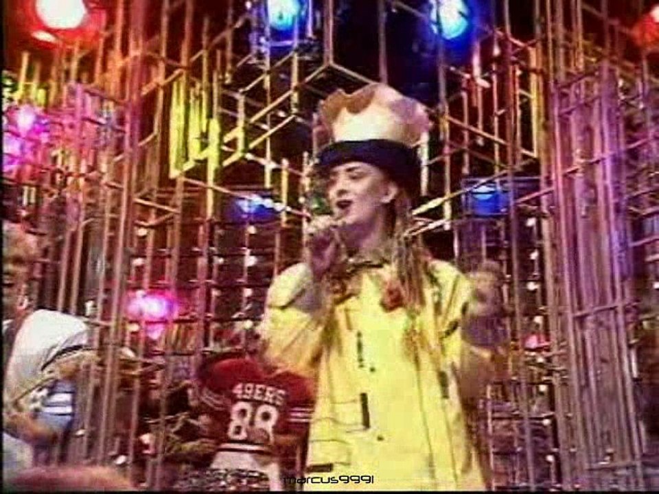 Culture Club - Karma Chameleon (TOTP 1983)