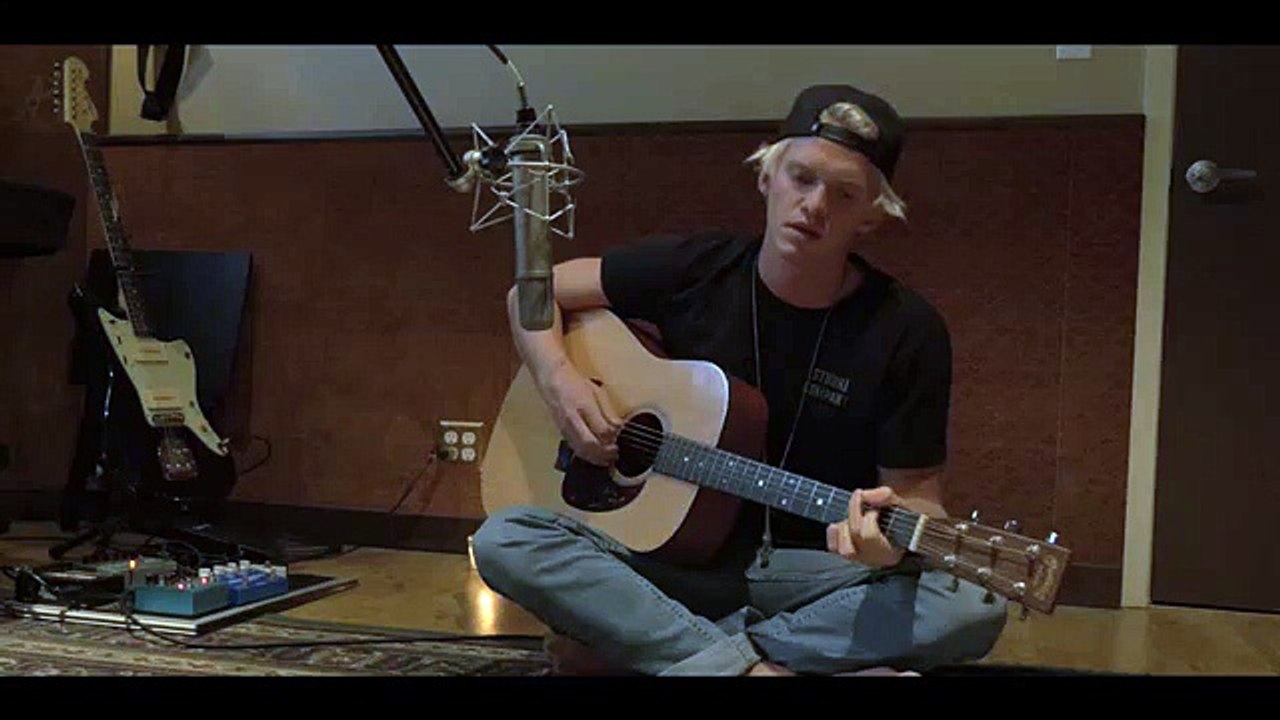 Burn One Down ⁄ Redemption Song (Acoustic) - Cody Simpson