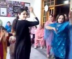 pakistani girls dancing on pashto song