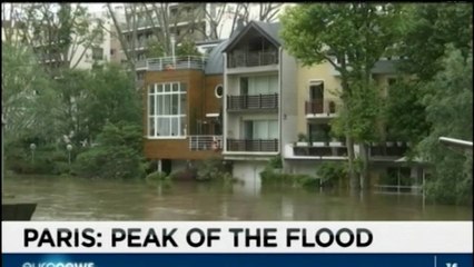 PARISI PARALIZOHET NGA PERMBYTJET,TRANSPORTI PUBLIK E MUZETE VIJOJNE TE JENE TE MBYLLUR LAJM