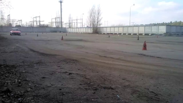 Уроки контраварийного (экстремального) вождения в г.Киеве. carbon.co.ua