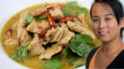 How to Cook Thai Red Curry - Xiao's Kitchen