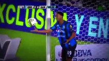 Quand Ronaldinho vole le ballon au gardien pour marquer hhh