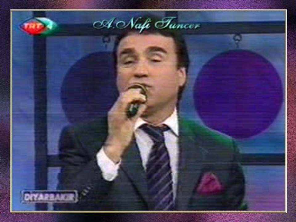 Selâhattin ALPAY - Evlerinin Ufak Ufak Yokuşu (Leylo Leylo) (2)