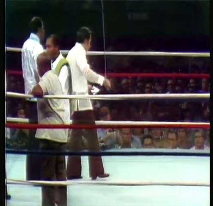 Muhammad Ali vs Joe Frazier III #Legendary Night# HD