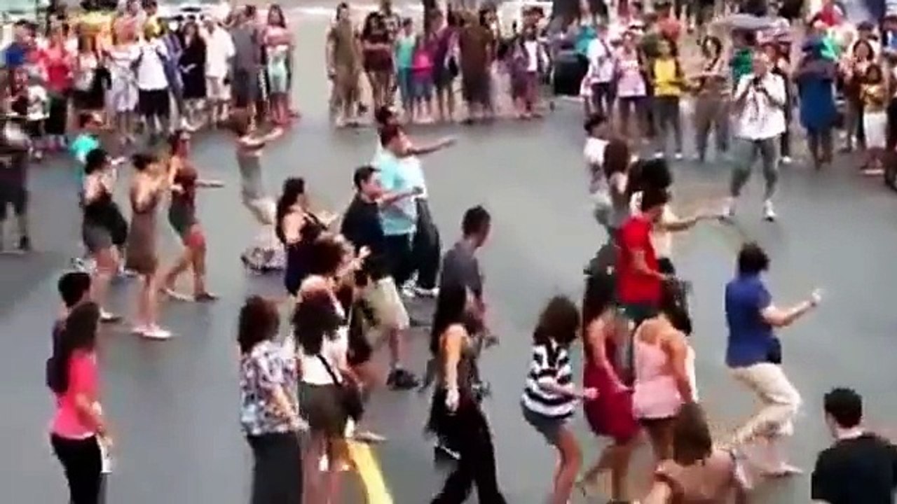 Amazing People Dancing In The Street - Zorba The Greek