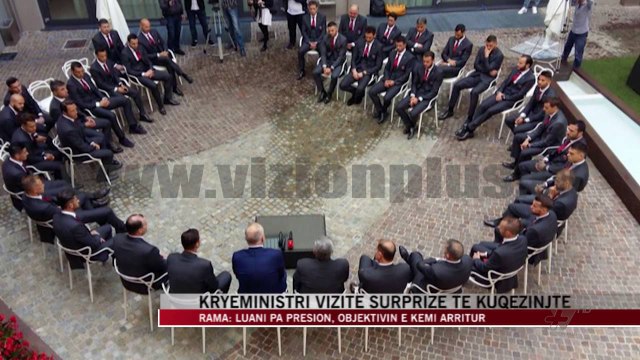 Kryeministri Rama vizitë surprizë te kuqezinjtë - News, Lajme - Vizion Plus