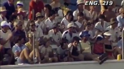 Sexy Lady Showing Her cleavage In Cricket Stadium