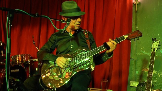 Papa George & Alan Glen - Walkin Blues