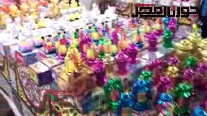 بائع فوانيس : السوق مضروب والدولار تسبب فى ارتفاع السعر لأكثر من 30 جنيه فى القطعة