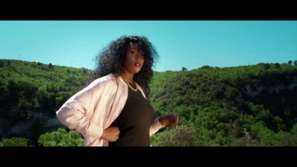 Aya Nakamura feat. Gradur - Super Héros (Clip officiel)