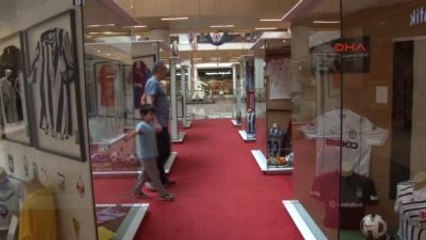 Bir Spor Spikerinin Biriktirdikleri Sergisi Açıldı