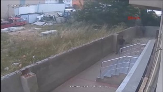 Hırsızlık Anları Güvenlik Kamerası Kayıtlarında