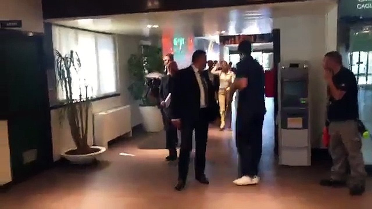 Milan, Berlusconi: 'Compro qualcuno? Solo se mi...