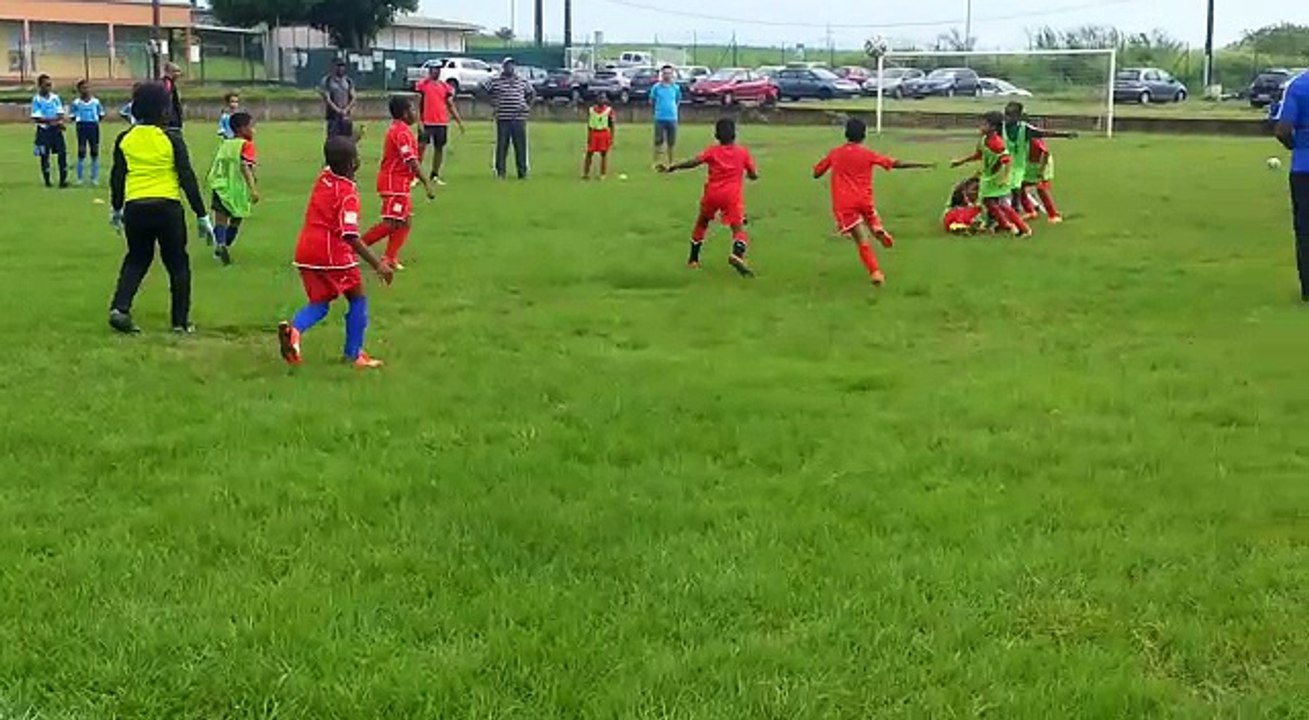U9