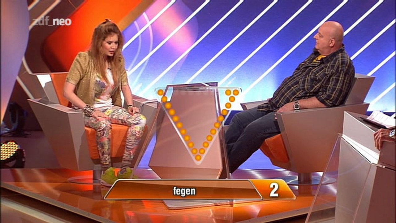 Die Pyramide - KOMPLETTE FOLGE mit Palina Rojinski und Stefanie Hertel (2012)