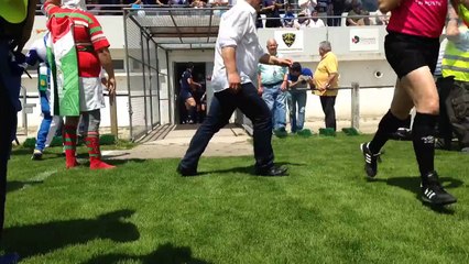 Entrée des joueurs de Saint Jean d'Angély