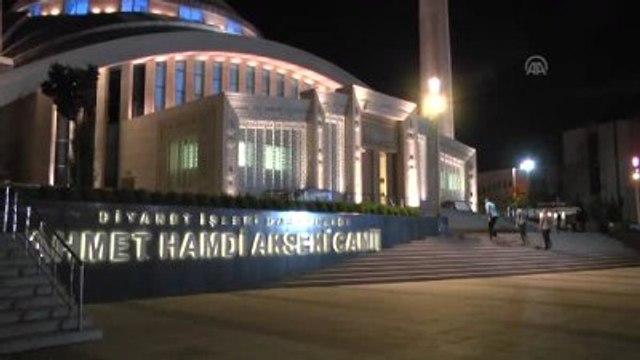 Başkentte İlk Teravih Namazı