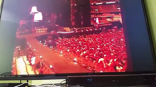 AC/DC LIVE IN (Stade De France, Paris, June 2001)(AC/DC Plug Me In DVD 2)