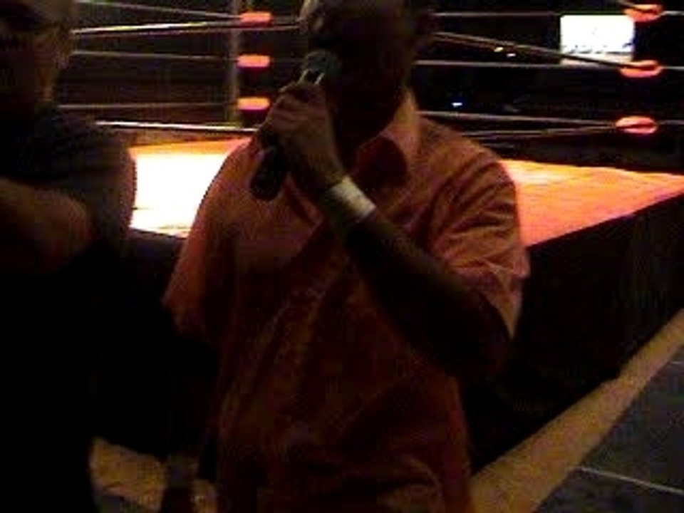 Tony Portugal ataca Wrestling Portugal