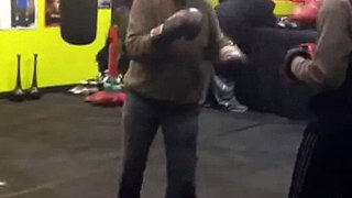 82yr Old Olympic  Gold  Medalists Nathan  E . Brooks  Getting  His Hands Caught. ...Still Got It!!!