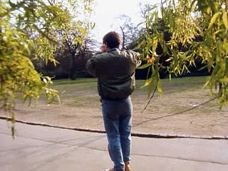 Mr-Bean Goes to Town 5