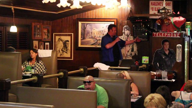 Scott Michael sings 'Suspicious Minds' Marlowes Elvis Week 2013