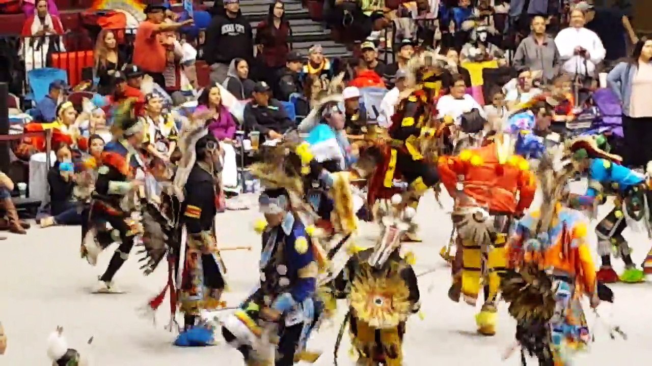 Men's Chicken Dance Special Kyi'yo 2016