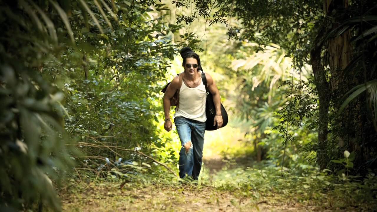 Ricardo Arjona - Fuiste tú feat. Gaby Moreno (Video Oficial)