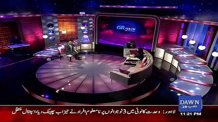 Rauf Lala Flirting And Insulting Qandeel Baloch