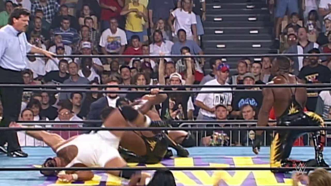 14 more double-team moves  WWE Fury
