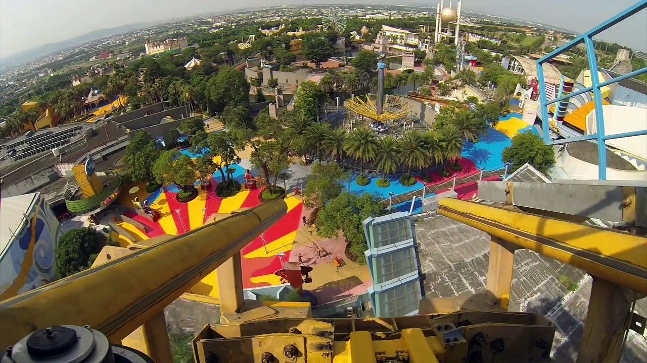 Gravity Max OMFG Tilt Roller Coaster POV Seriously Messed Up AWESOME Ride! 搶救地心